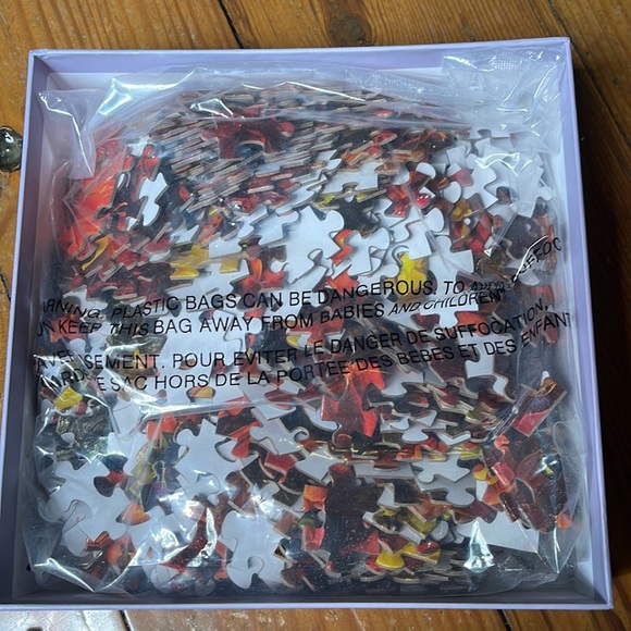 500 piece puzzle of flowers - Picture 2 of 3